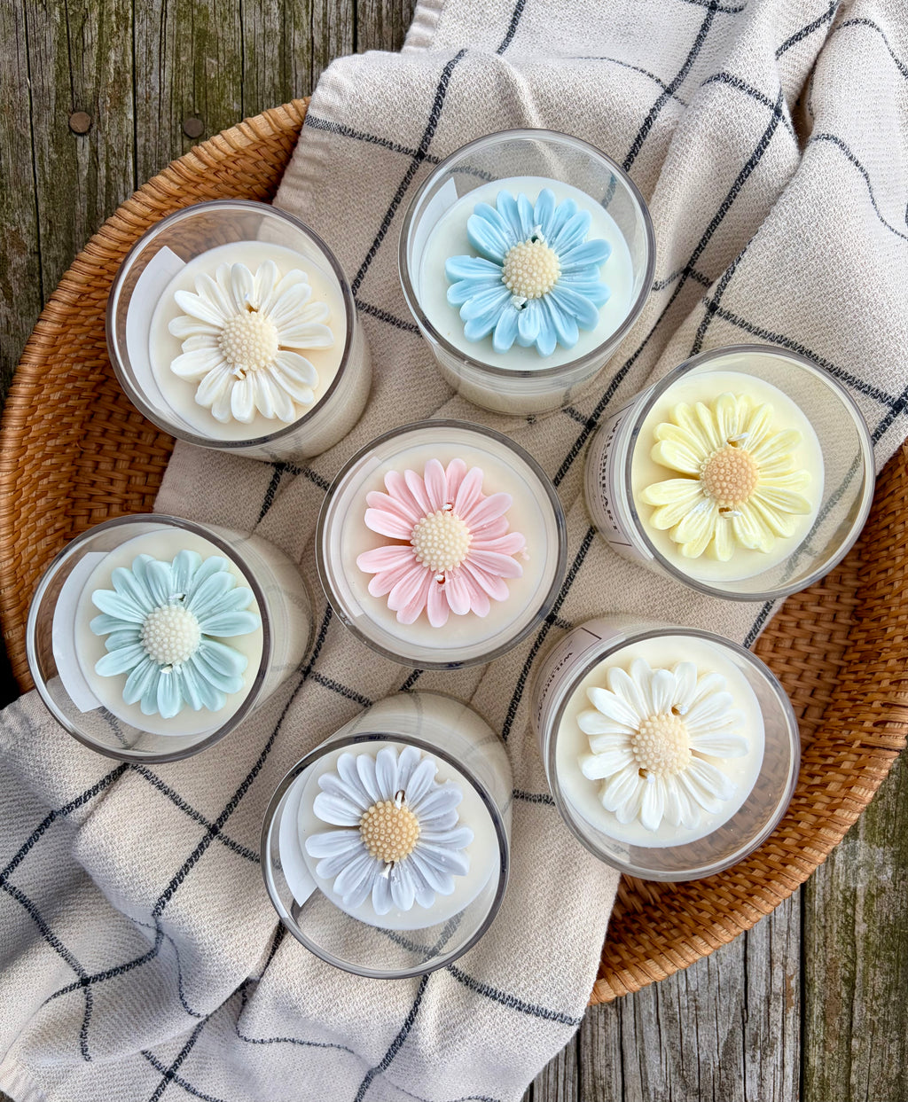 Daisy Candle